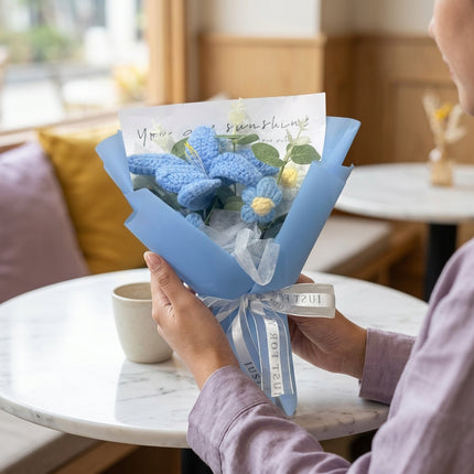 Crochet Lily Bouquet - Blue Blossom