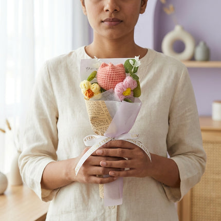 Crochet Tulip Bouquet - Pastel Bloom