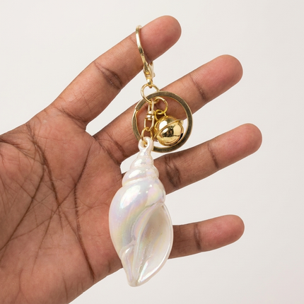 Pearl Glow Shell Keychain